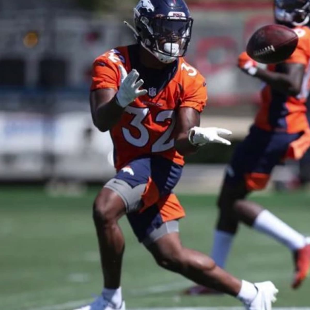 Denver Broncos 2020 Roster Breakdown: LeVante Bellamy  RB - Sports  Illustrated Mile High Huddle: Denver Broncos News, Analysis and More