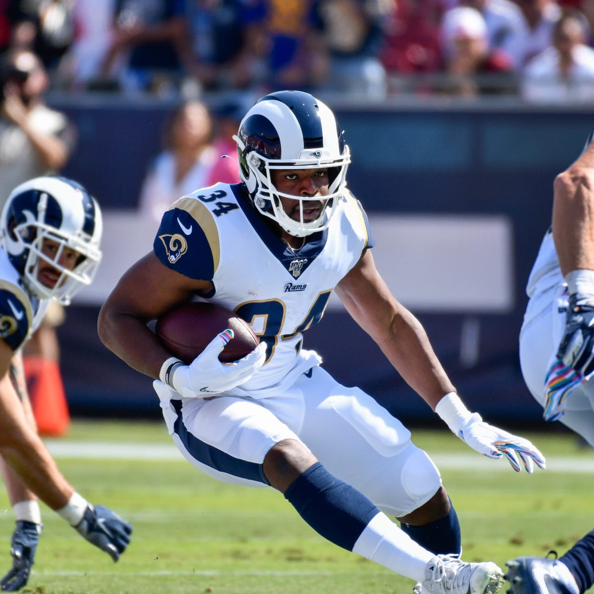 LA Rams RB Todd Gurley reportedly meeting with team to decide future