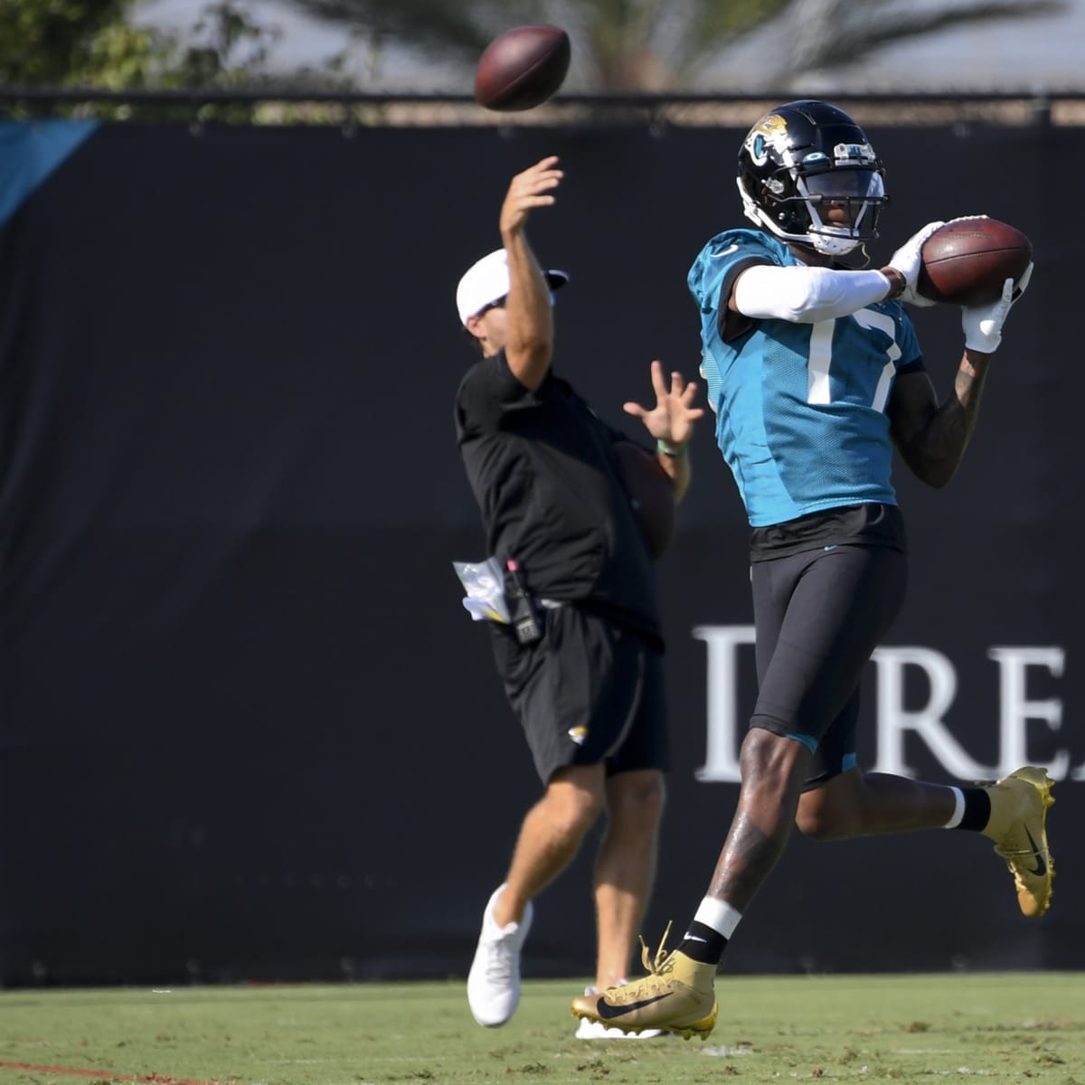 Jacksonville Jaguars' Scrimmage Notes: Five Observations On the Defense,  Including Chaisson, Blitzes and a 3-4 Defense - Sports Illustrated Jacksonville  Jaguars News, Analysis and More