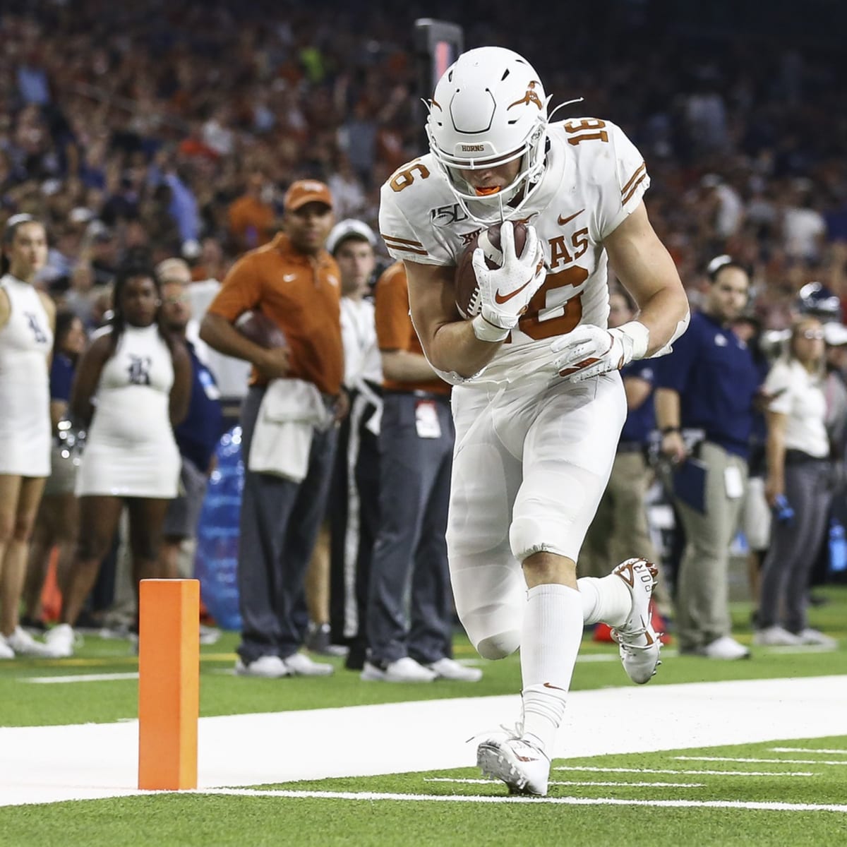 Texas Football: Duvernay expects great things from Whittington, Longhorns