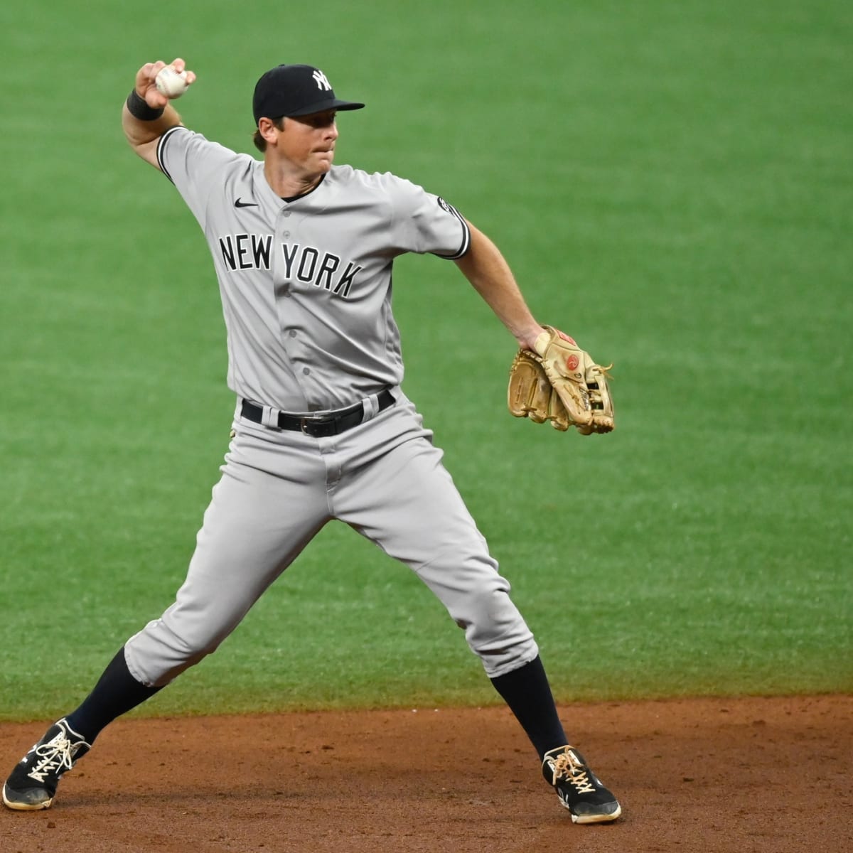 Yankees add D.J. LeMahieu to injured list 