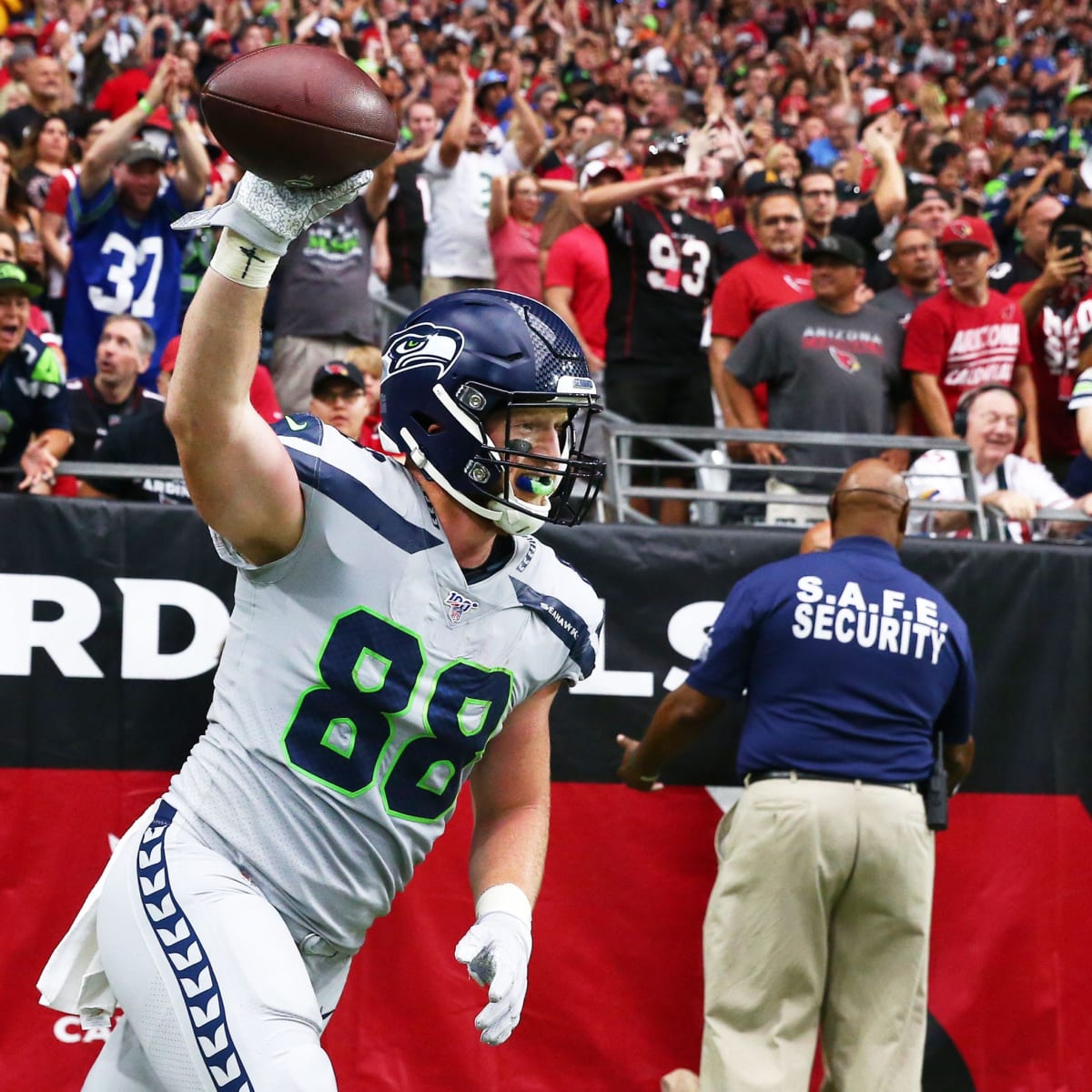 Seattle Seahawks' Will Dissly hurt again after promising start to year 