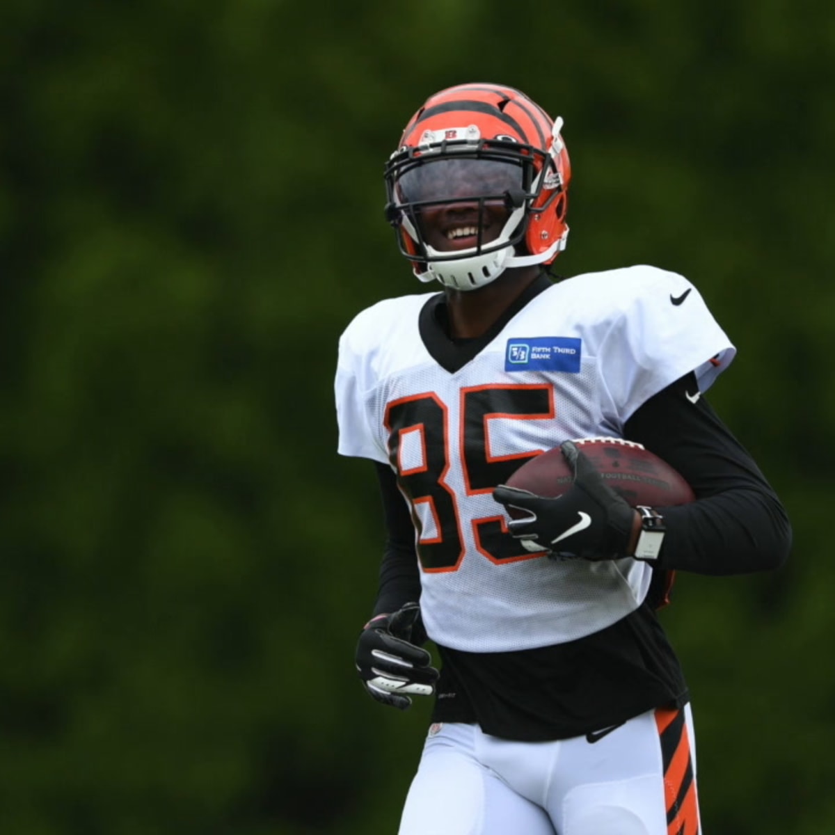 Bengals' Ross wants out of Cincinnati: 'I'm healthy and eager to play'