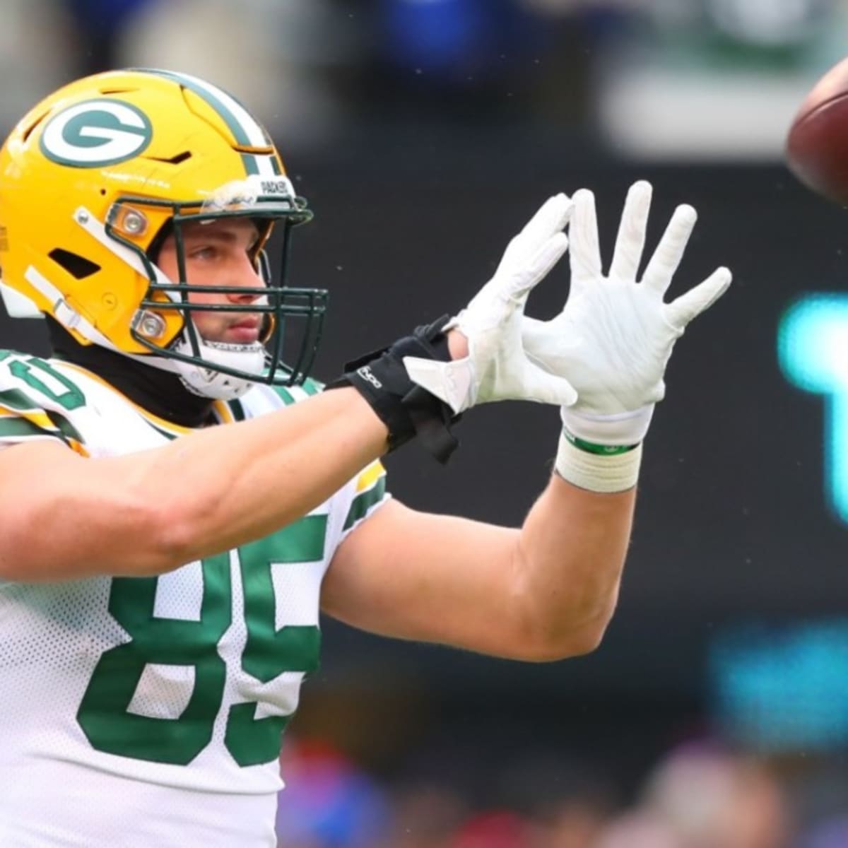 January 1, 2023: Green Bay Packers tight end Robert Tonyan (85) walks off  the field after a game against the Minnesota Vikings in Green Bay,  Wisconsin. Kirsten Schmitt/Cal Sport Media/Sipa USA(Credit Image: ©