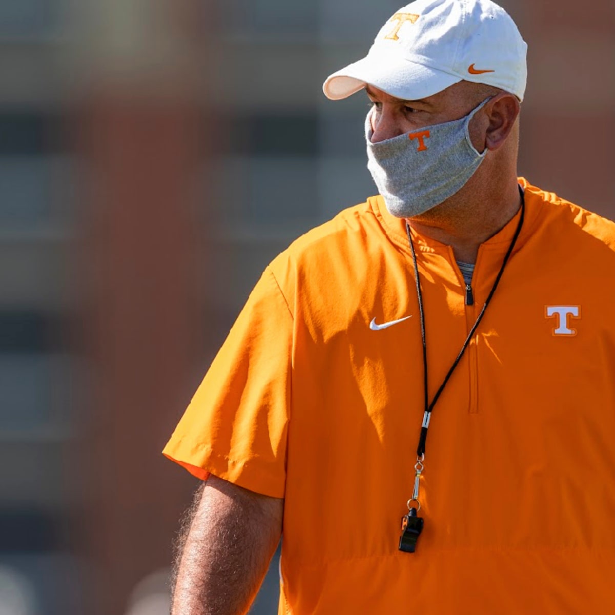 Report Pruitt Vols Assistants Headed To California To Talk With Henry To O To O Sports Illustrated Tennessee Volunteers News Analysis And More