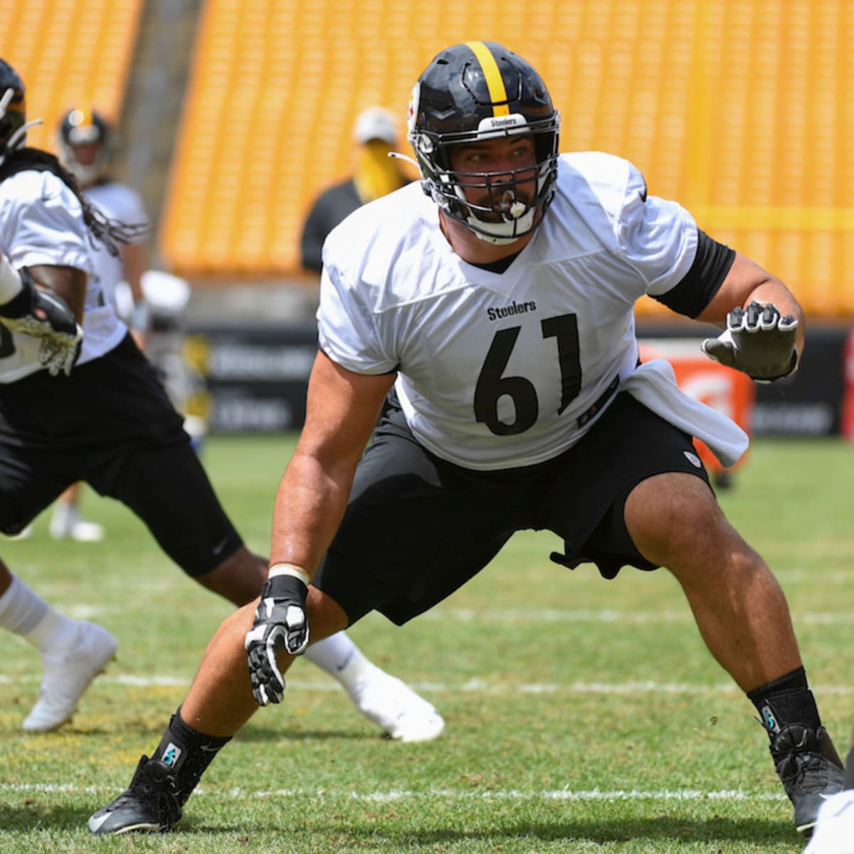 Steelers' Stefen Wisniewski Carries Father's Legacy Through His Jersey -  Sports Illustrated Pittsburgh Steelers News, Analysis and More