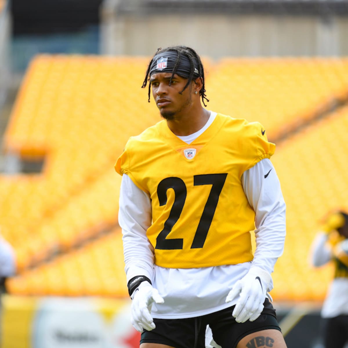 Steelers' Marcus Allen Impressing ILBs Coach Jerry Olsavsky