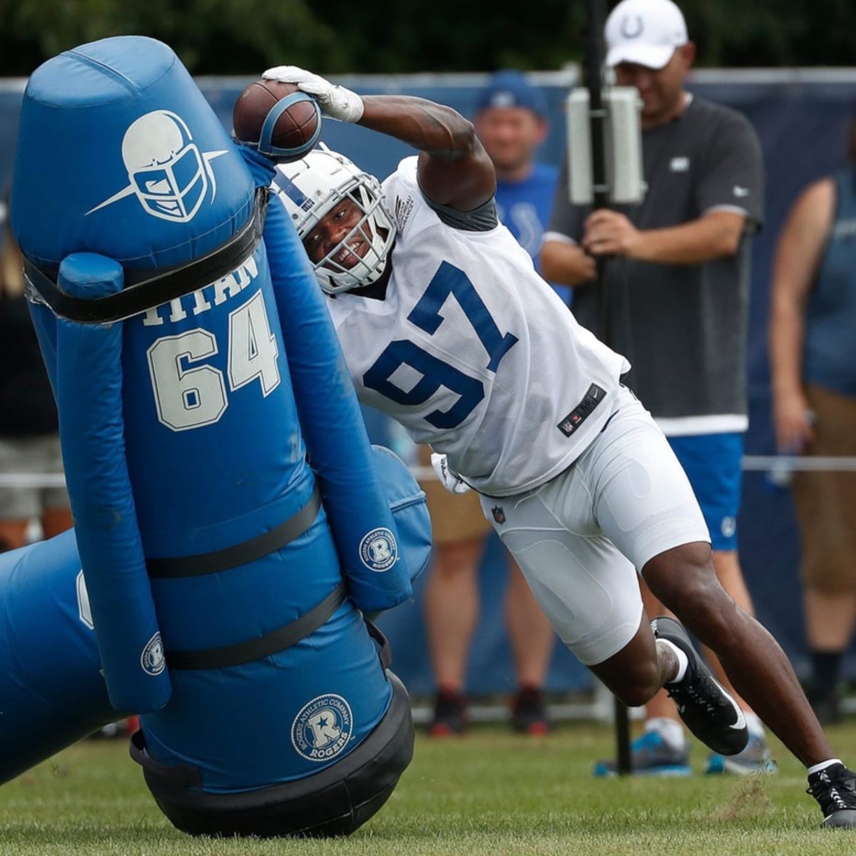 Colts News: Al-Quadin Muhammad emerges as the dark horse in Colts' pass  rush - Stampede Blue