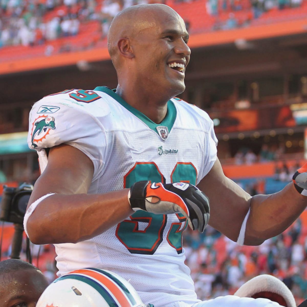 Jason Taylor Reacts To Dolphins Executive's Heartbreaking Death - The Spun:  What's Trending In The Sports World Today