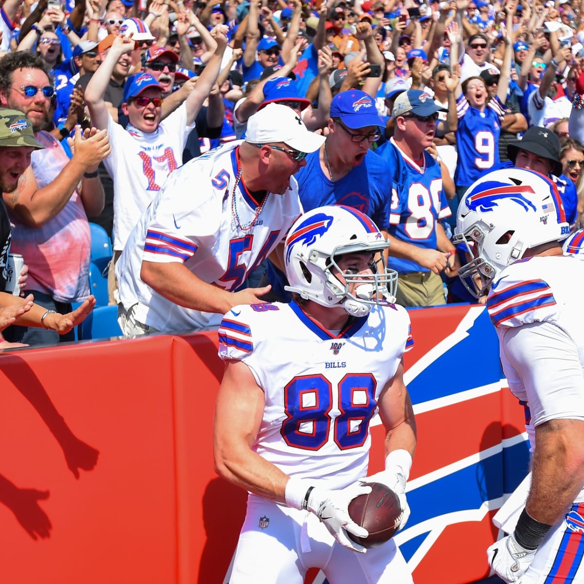 Buffalo Bills Tight End Dawson Knox Sets Postseason NFL Record - The Grove  Report – Sports Illustrated at Ole Miss