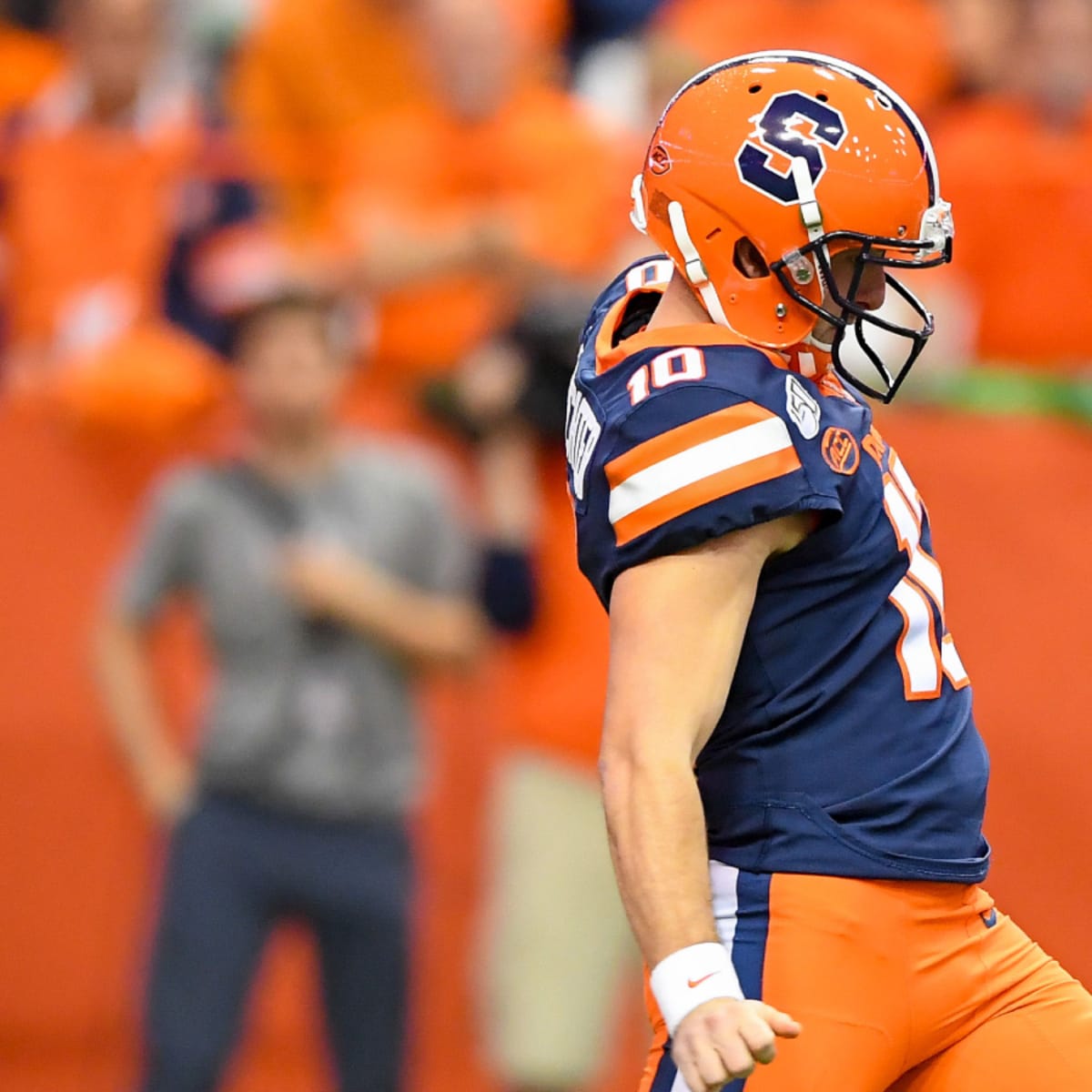 Former Syracuse Punter Sterling Hofrichter Makes Atlanta Falcons' Roster -  Sports Illustrated Syracuse Orange News, Analysis and More