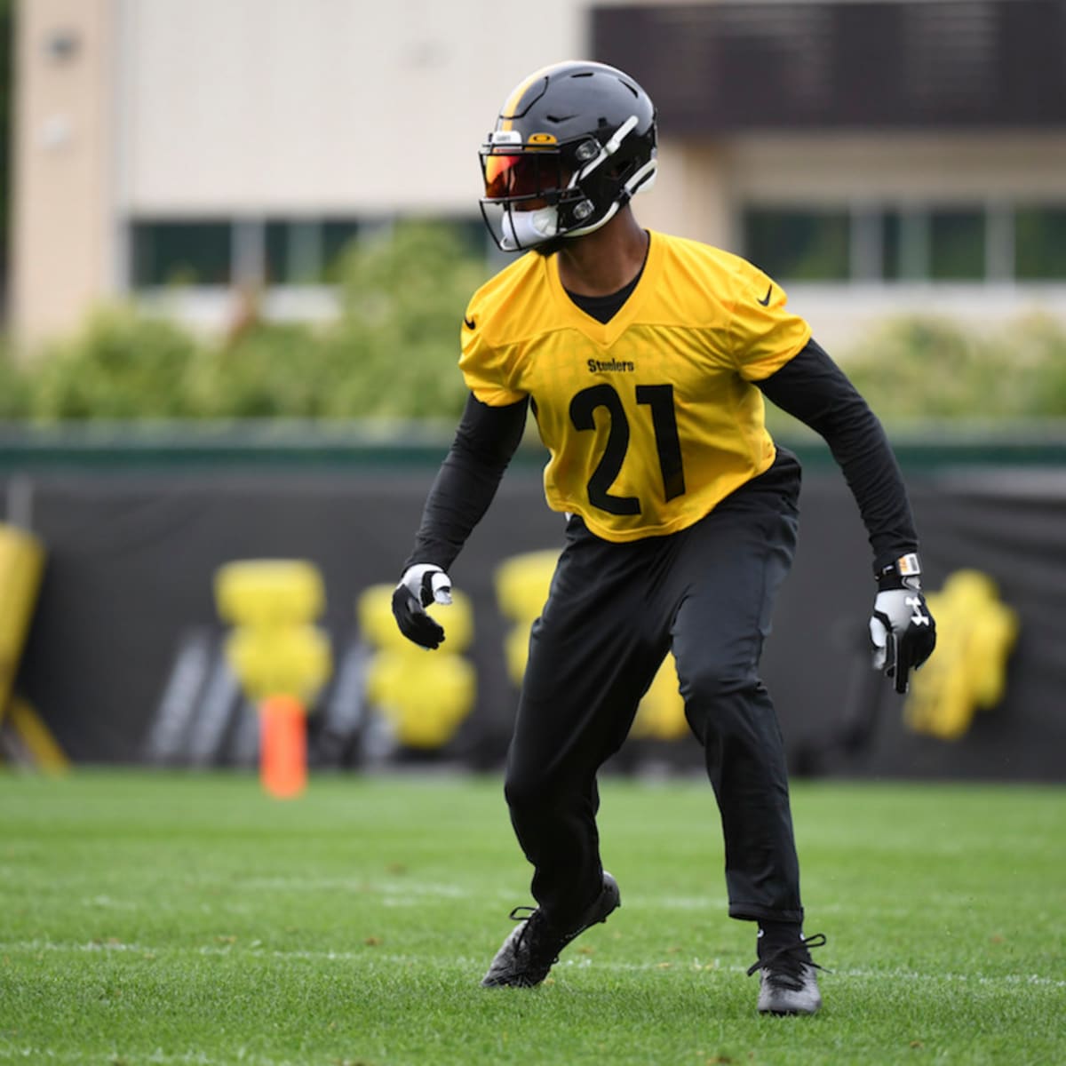 Tomlin Praises Steelers Weekend Signings - Sports Illustrated