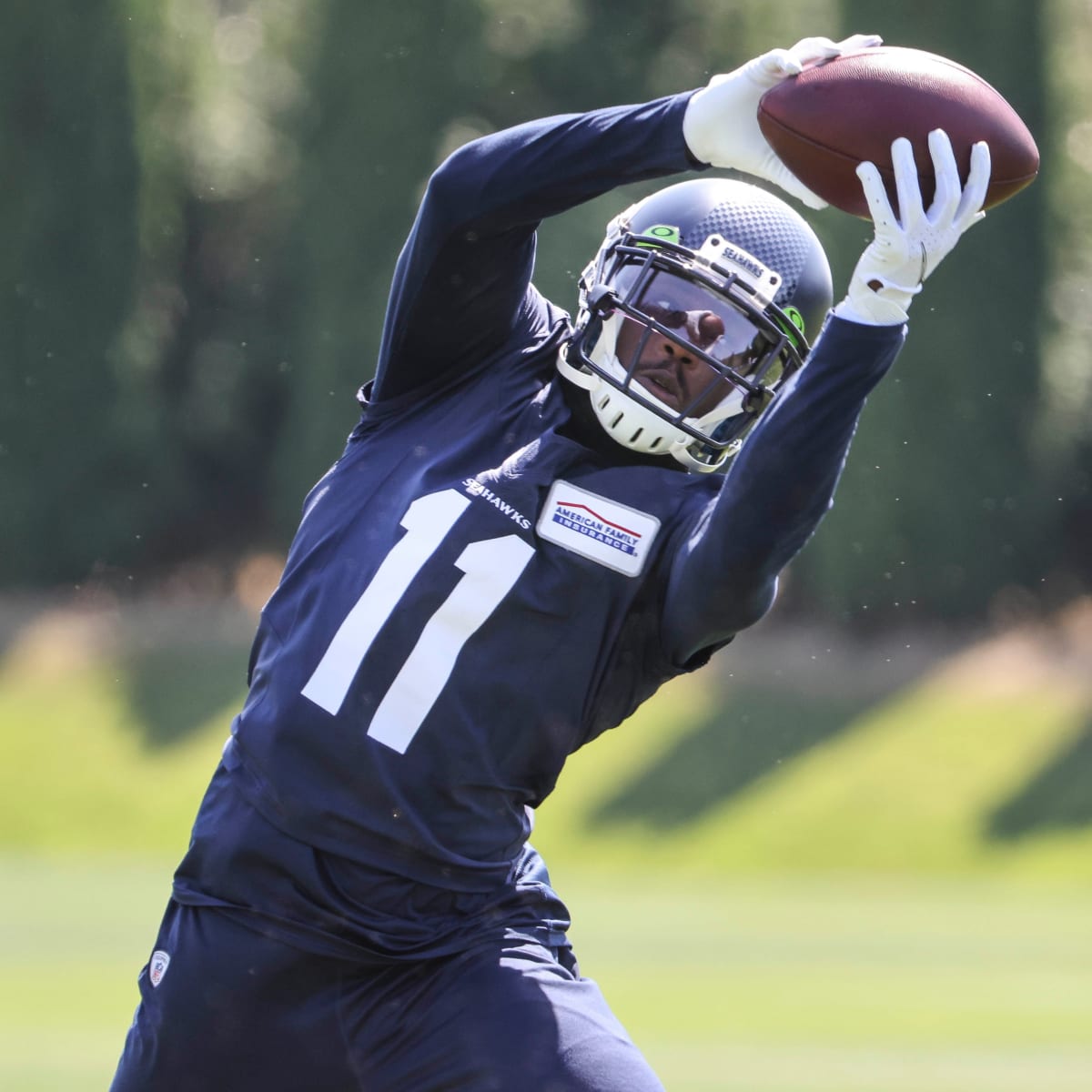 Seahawks 2021 Free Agent Primer: Chris Carson - Sports Illustrated Seattle  Seahawks News, Analysis and More