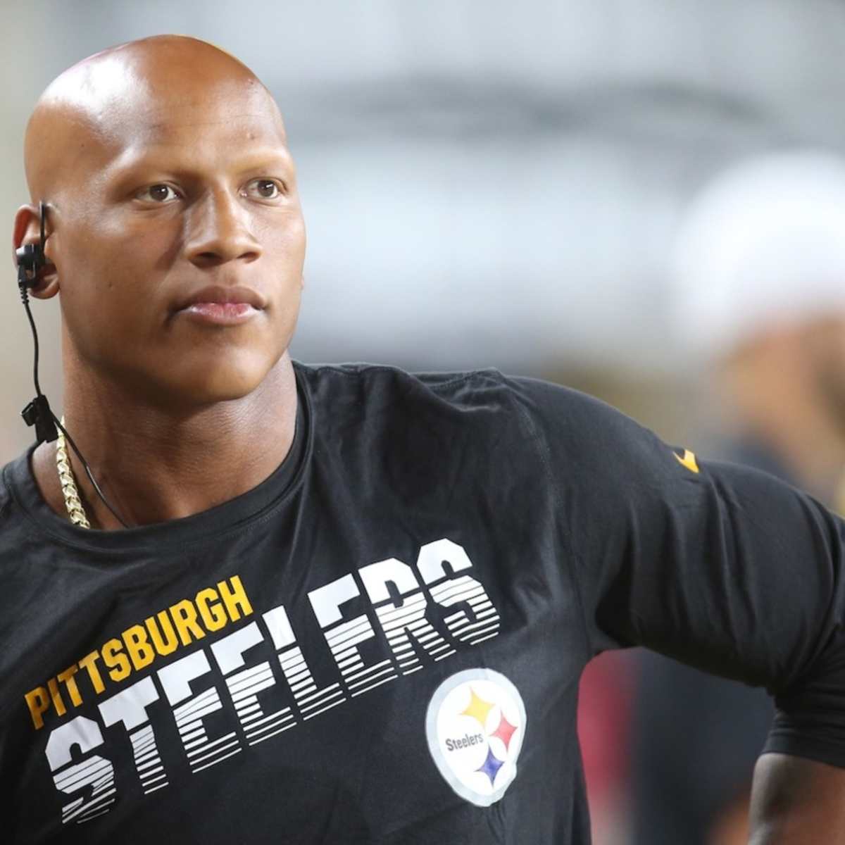 Steelers' Ryan Shazier Retiring