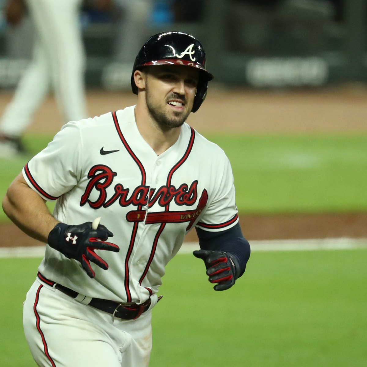 Duvall hits 2 HRs, drives in 7 as Marlins rout Braves 14-8