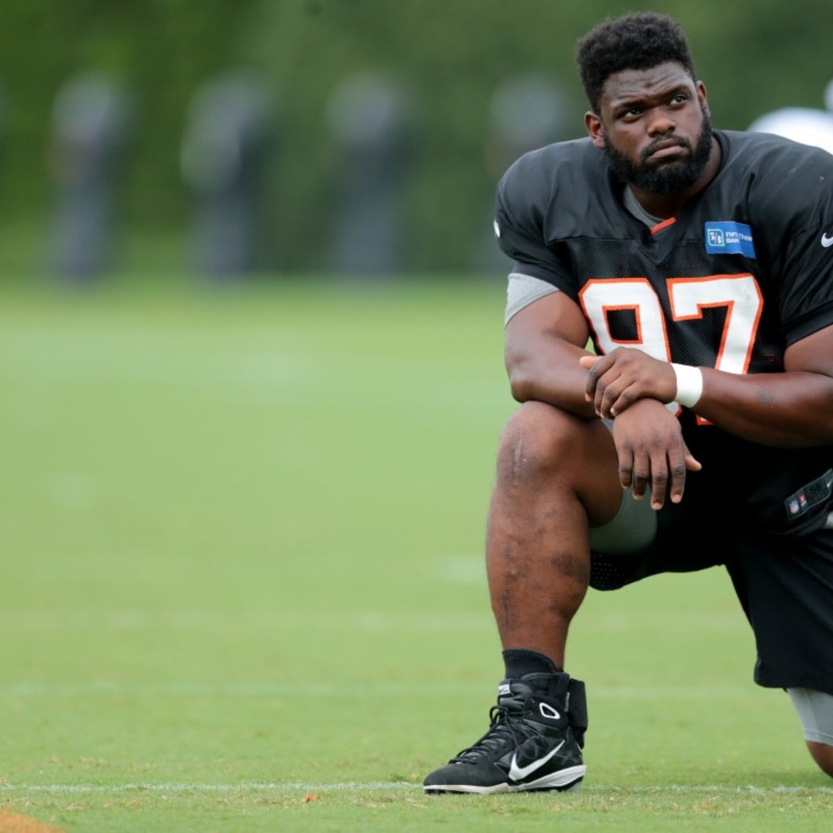 Geno Atkins suffers season-ending knee injury in Bengals' Thursday night  game - Sports Illustrated