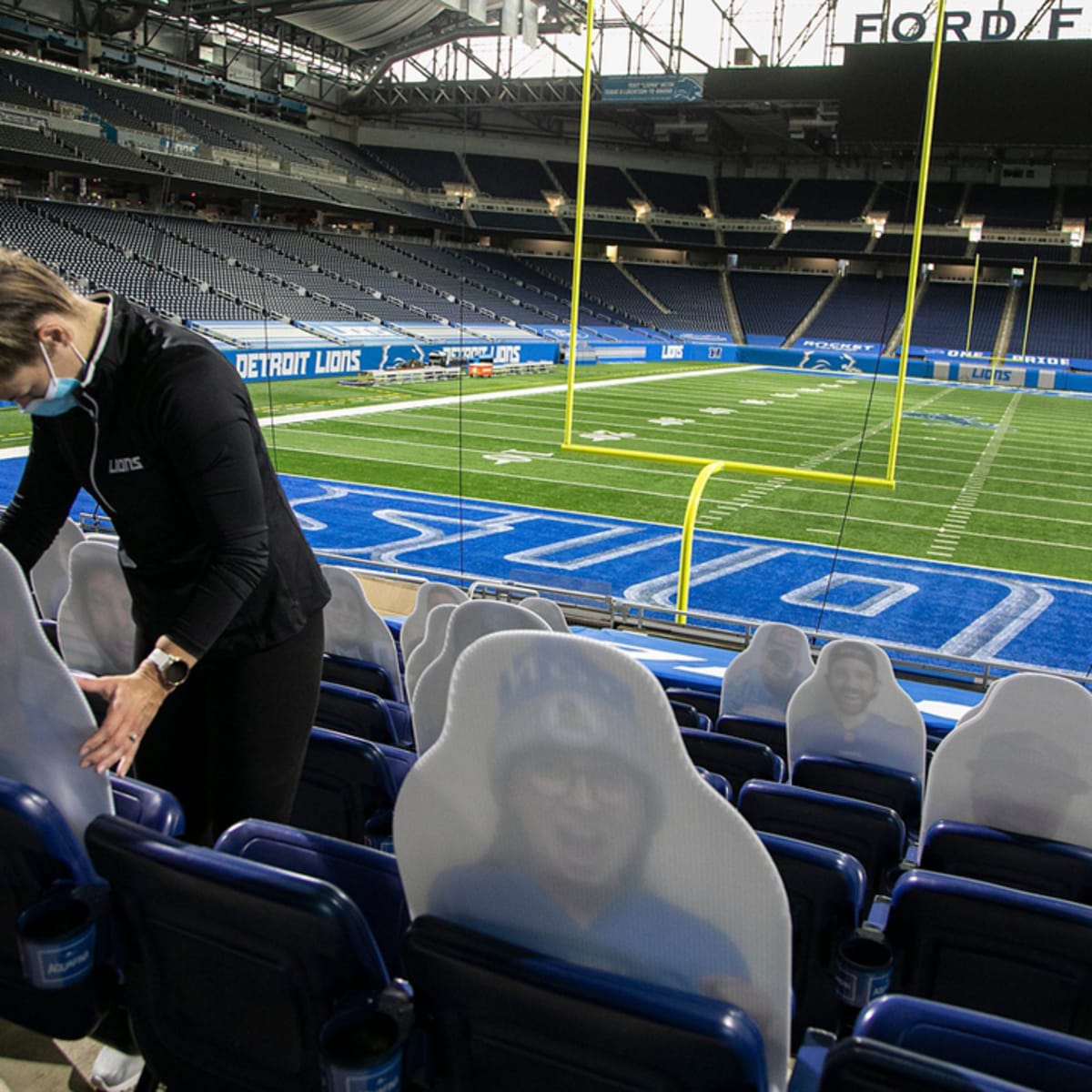 Detroit Lions fans fight meekly in Ford Field brawl video - Sports  Illustrated Detroit Lions News, Analysis and More