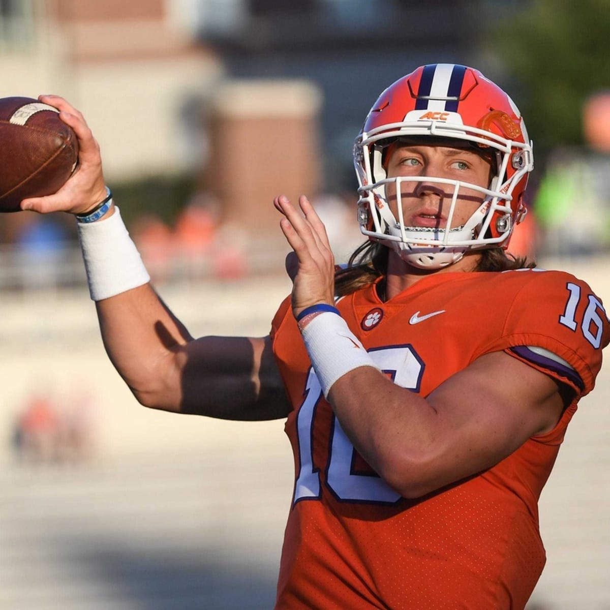 Clemson's Trevor Lawrence good, Travis Etienne great in Tigers' victory  over Georgia Tech, Clemson