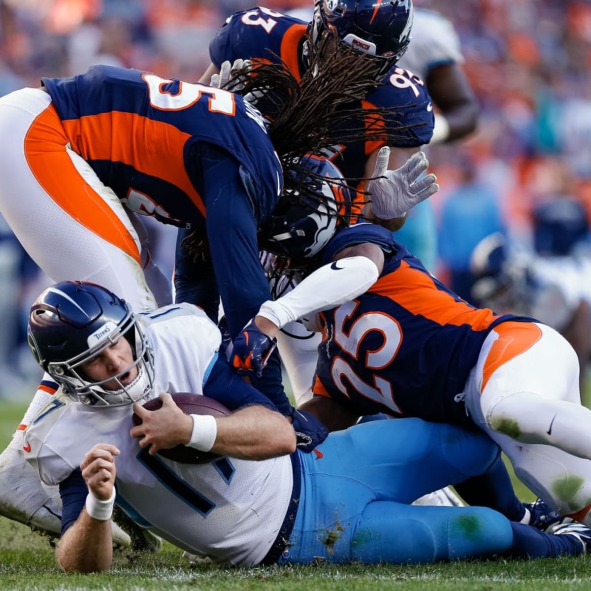 Titans' Rashaan Evans ejected for punching Broncos tight end Jake