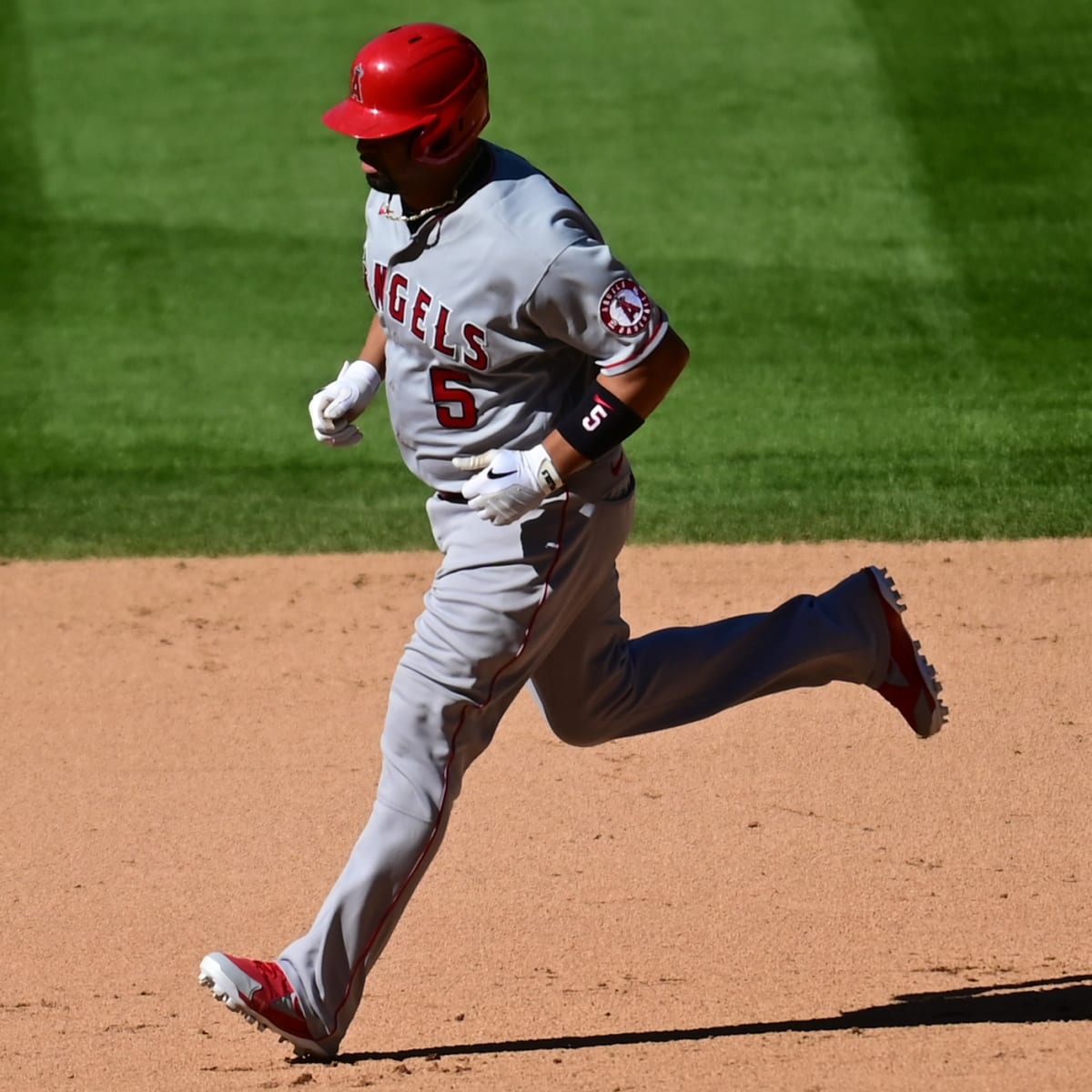 Willie Mays salutes Albert Pujols for 660th home run: 'Good for