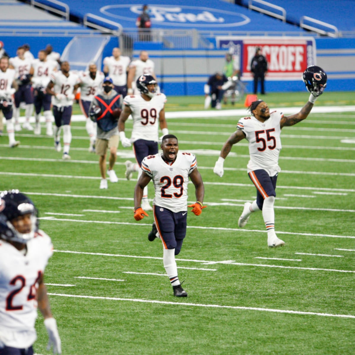 Trubisky throws 3 TDs in 4th to help Bears beat Lions 27-23