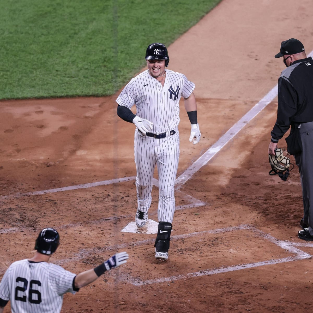 Luke Voit homer leads charge as NY Yankees score late to beat A's