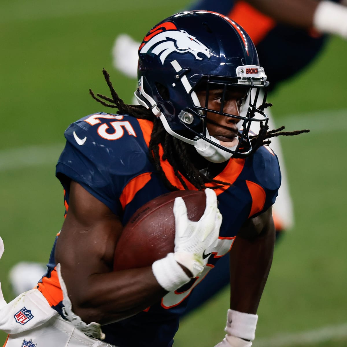 Denver Broncos running back Melvin Gordon (25) runs against the Detroit  Lions during an NFL football game Sunday, Dec. 12, 2021, in Denver. (AP  Photo/Jack Dempsey Stock Photo - Alamy