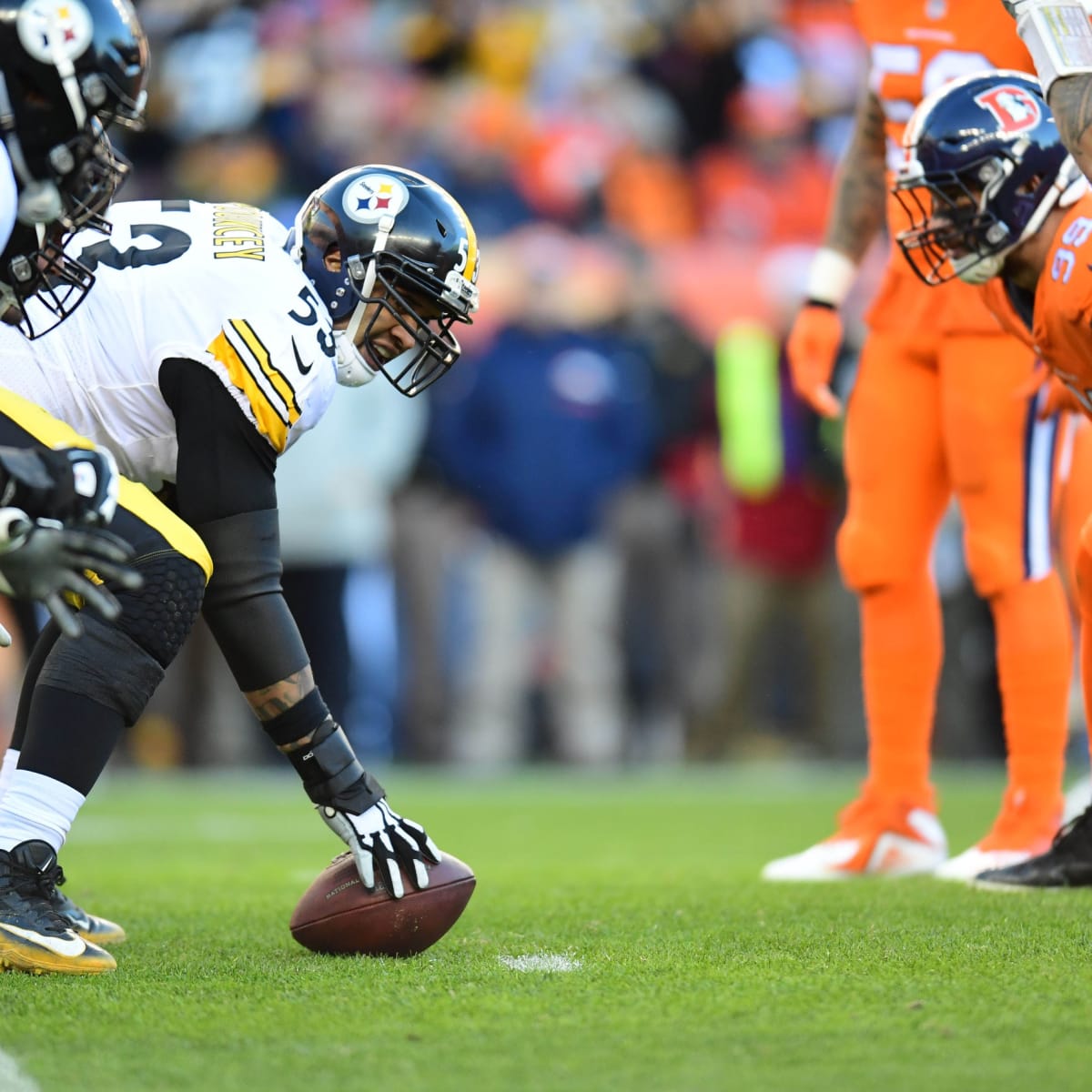 Broncos: Drew Lock rapped Jeezy on the sidelines