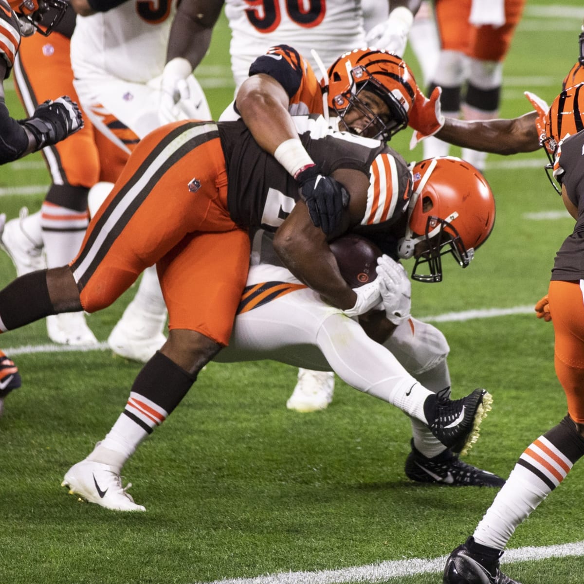 Cincinnati Bengals lose to Cleveland Browns 30-35, fall to 0-2