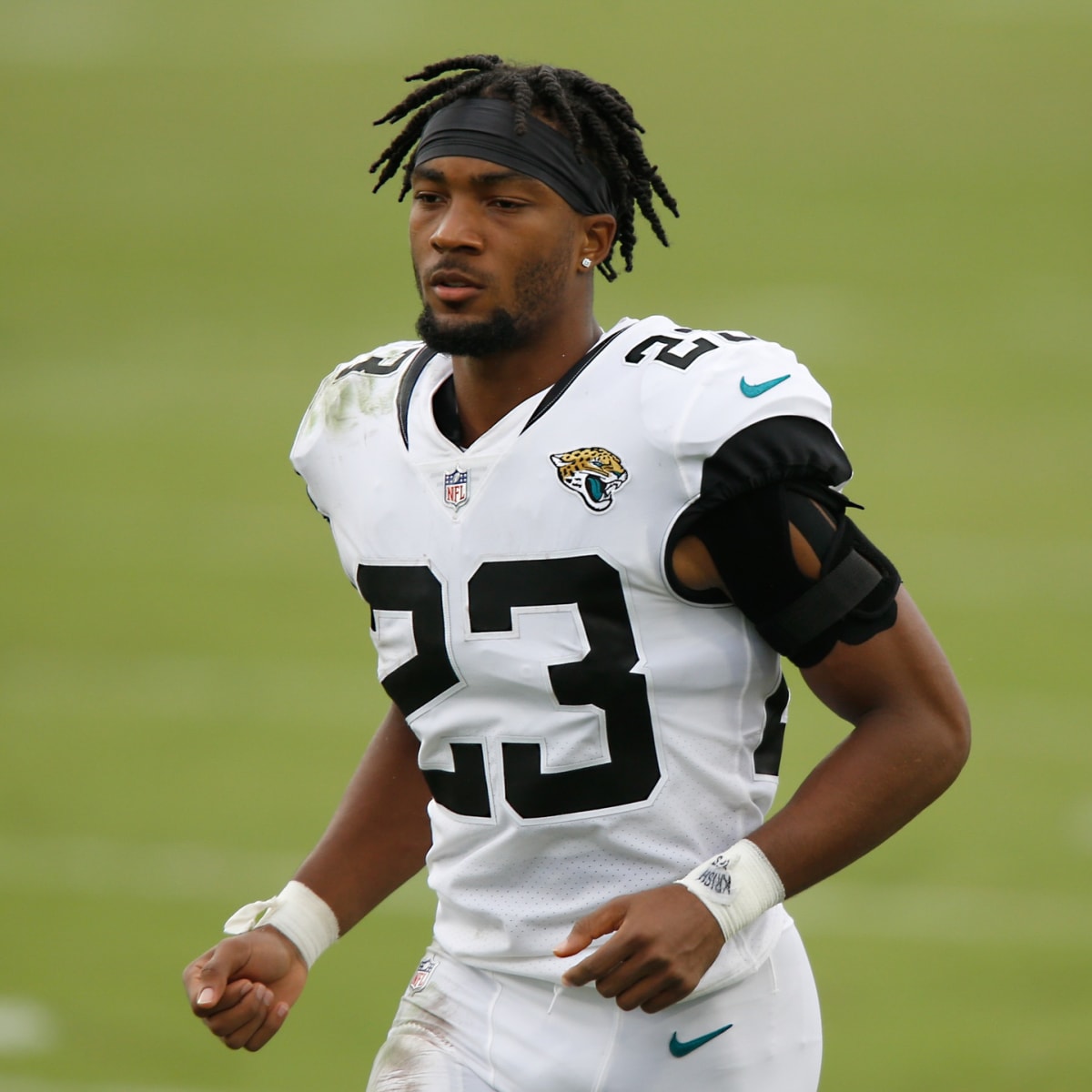 Jacksonville Jaguars' CJ Henderson Wins NFL Rookie of The Week Award For  Week 1 - Sports Illustrated Jacksonville Jaguars News, Analysis and More