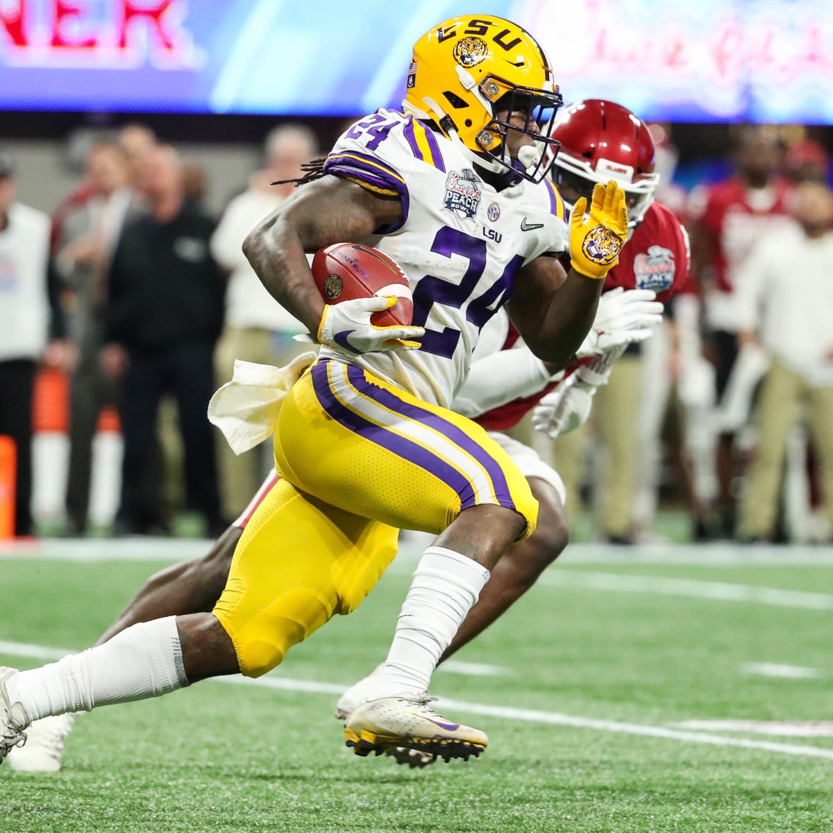 Former LSU Running Back Leonard Fournette Changes Jersey to No. 7 - Sports  Illustrated LSU Tigers News, Analysis and More.