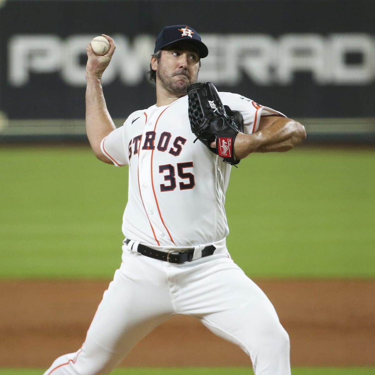 FOX Sports: MLB on X: Justin Verlander has officially opted out of his  contract with the Astros & is now a free agent.   / X