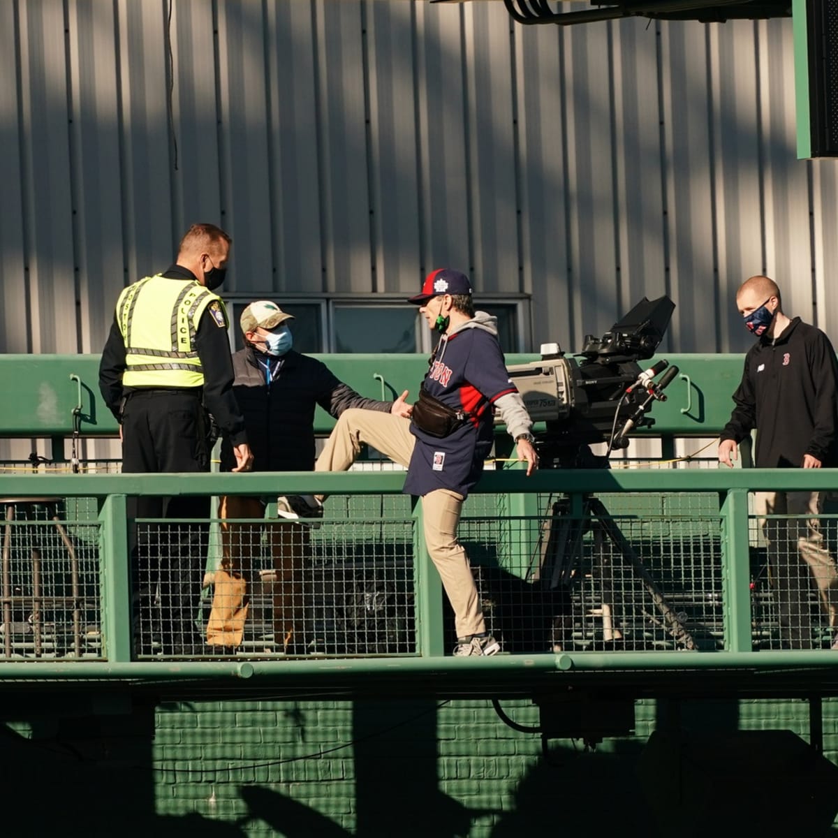 Hello from the other side: A Red Sox fan in New York - Over the Monster