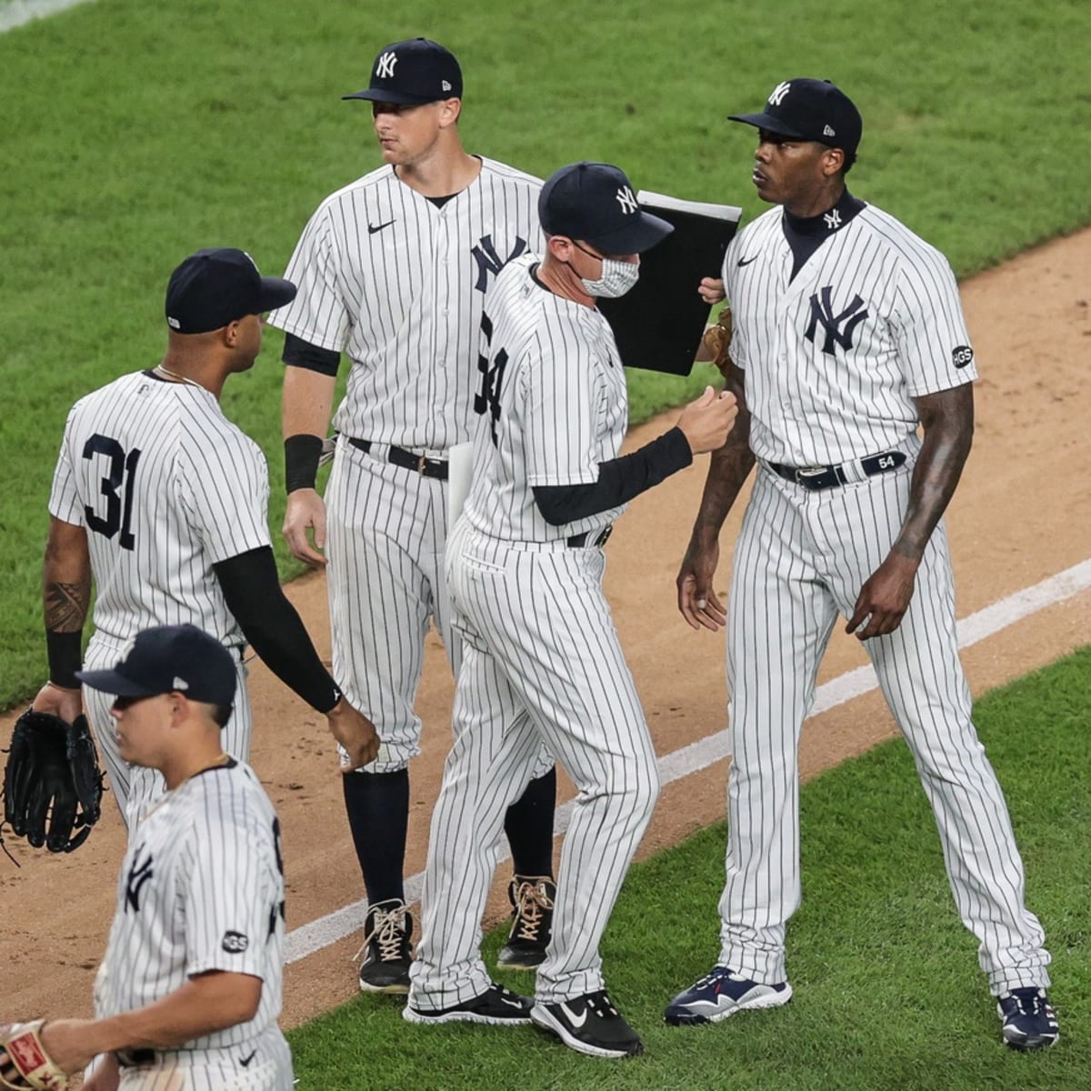 Yankees' Aroldis Chapman pleads innocence, appealing suspension 