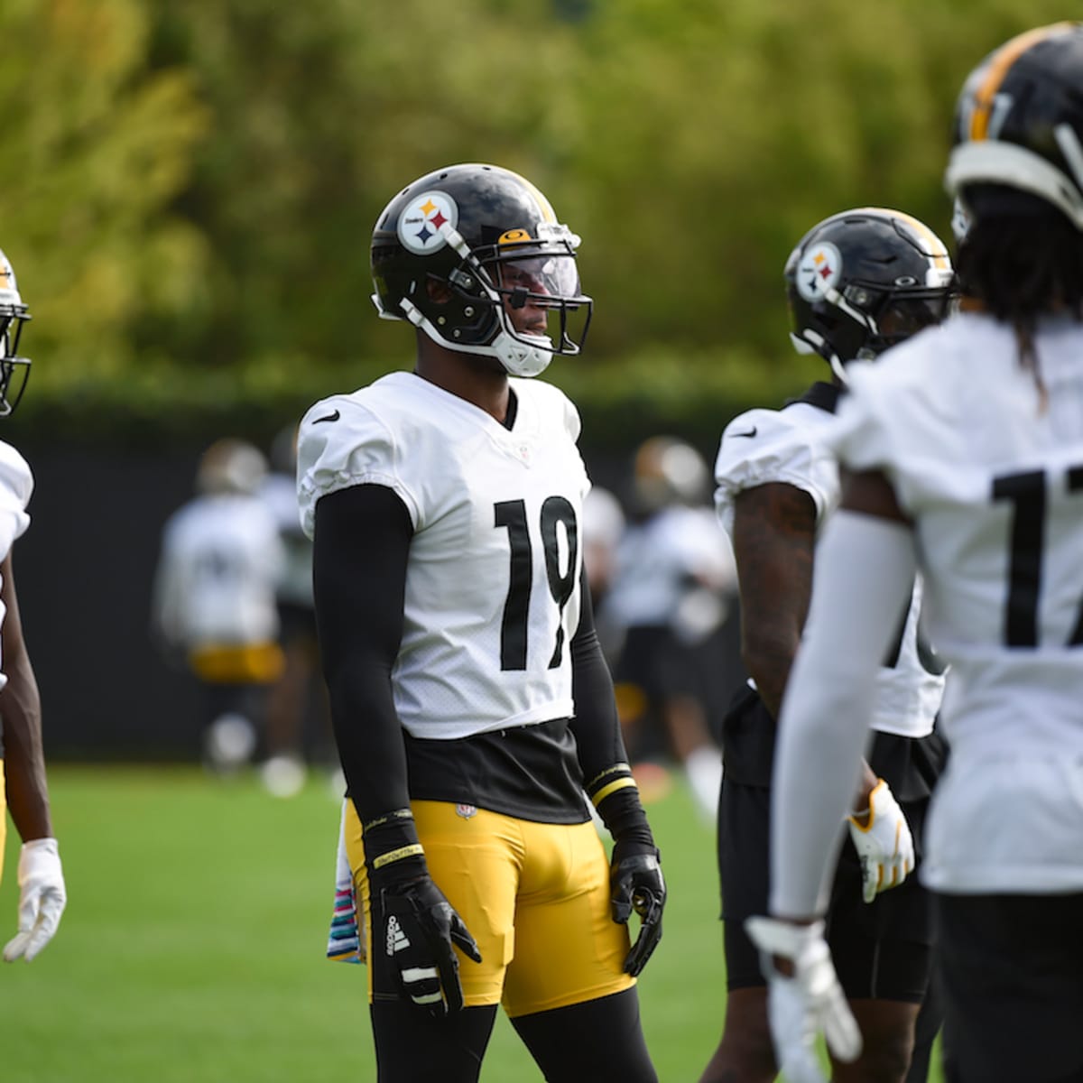 Smith-Schuster Vows To Remain A Physical Player After Suspension - Steelers  Depot