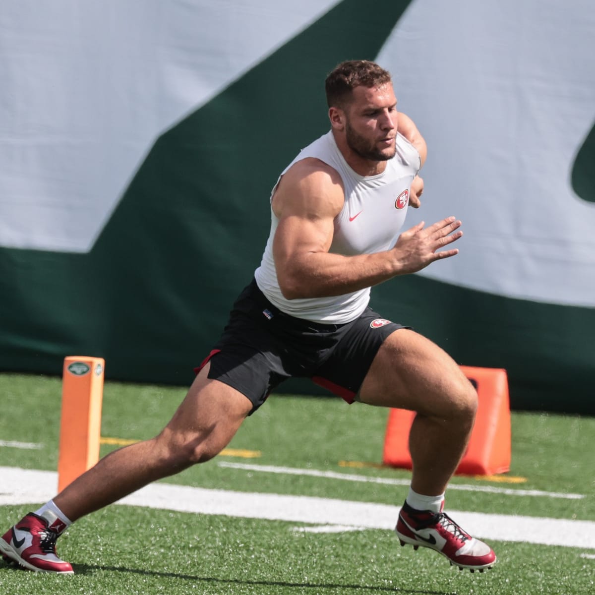 Adam Schefter on X: Source: Nick Bosa has agreed to a five-year, $170  million extension with the San Francisco 49ers, including $122.5 million  guaranteed, by a wide margin. It will make him