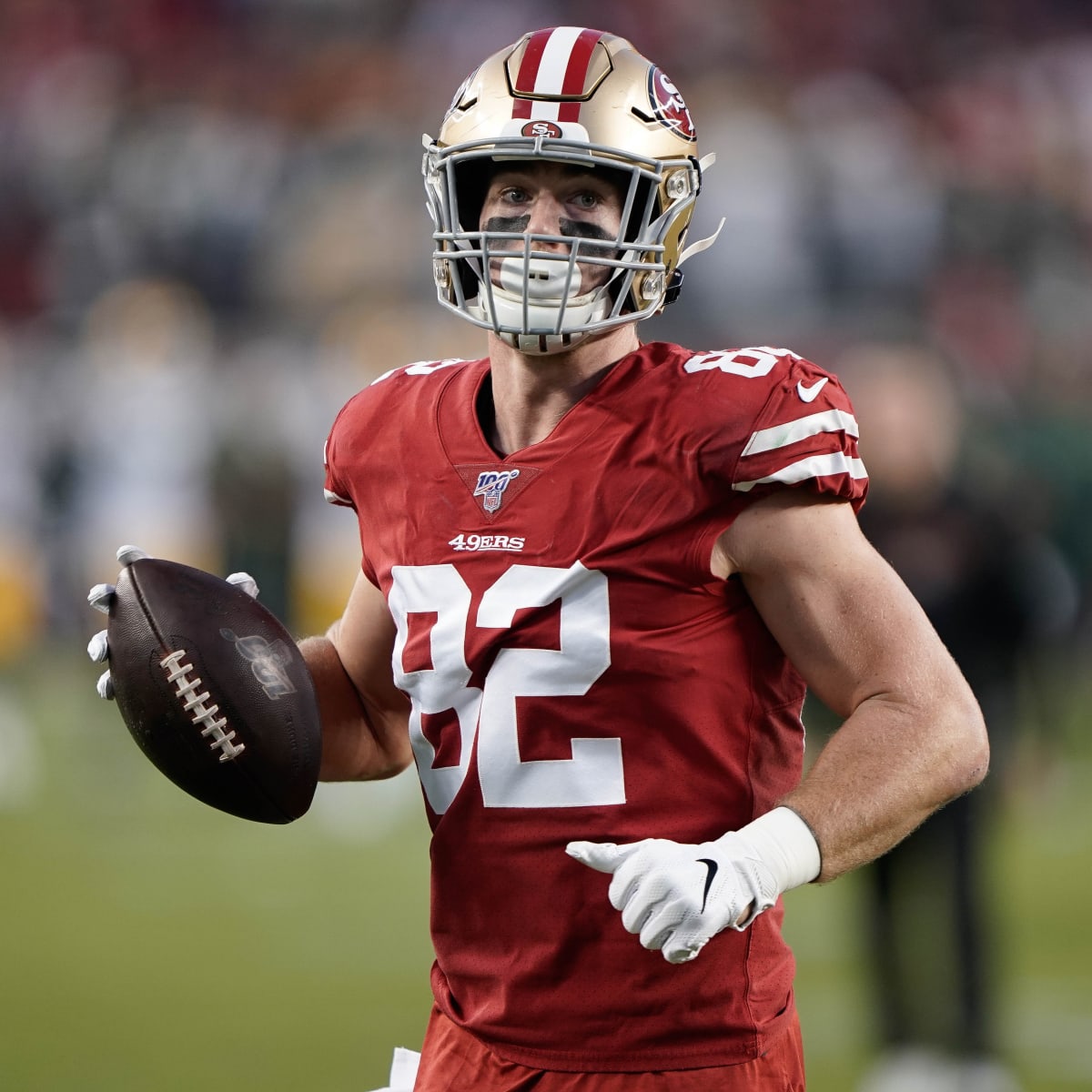 A close up of the helmet of San Francisco 49ers Tight End Ross