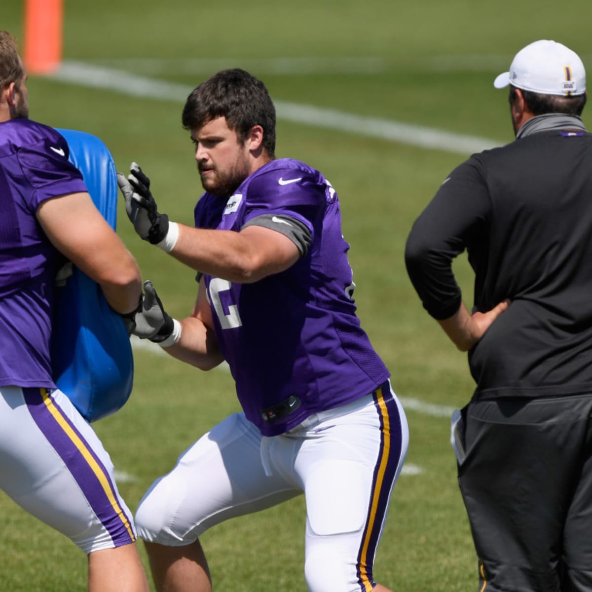 Vikings Offensive Tackles Preview: Will Ezra Cleveland Start as a Rookie? -  Sports Illustrated Minnesota Vikings News, Analysis and More