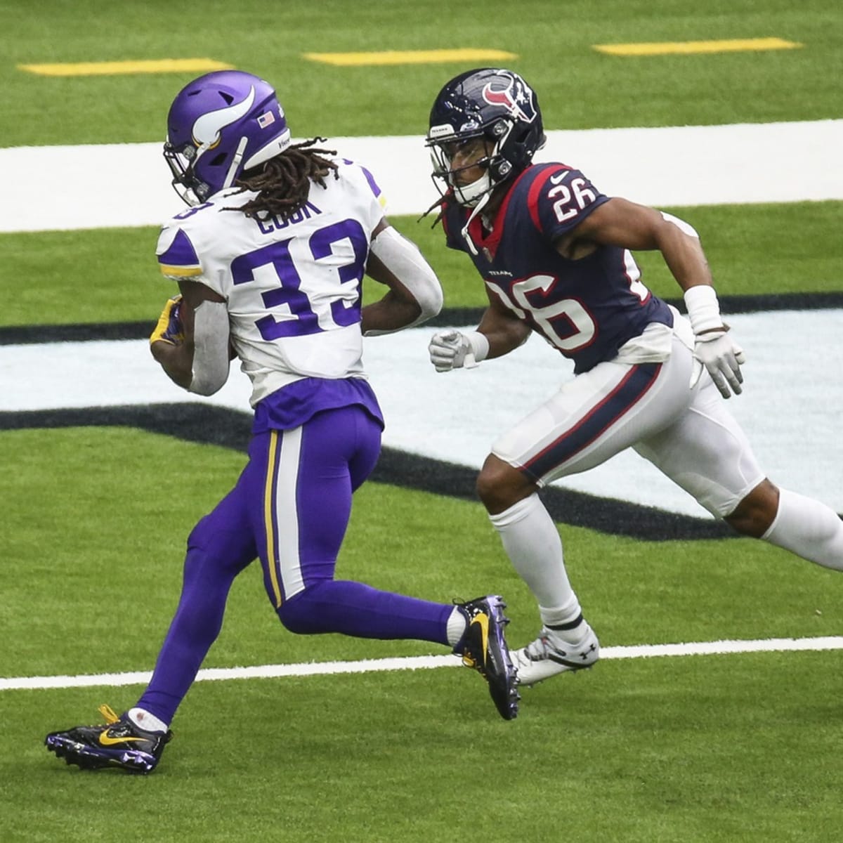 Best photos from Texans' 31-23 loss to Vikings