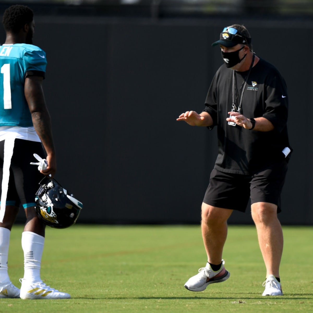 Jacksonville Jaguars' Laviska Shenault Jr. (10) runs during the second half  of an NFL football game against the Cincinnati Bengals, Thursday, Sept. 30,  2021, in Cincinnati. (AP Photo/Michael Conroy Stock Photo - Alamy