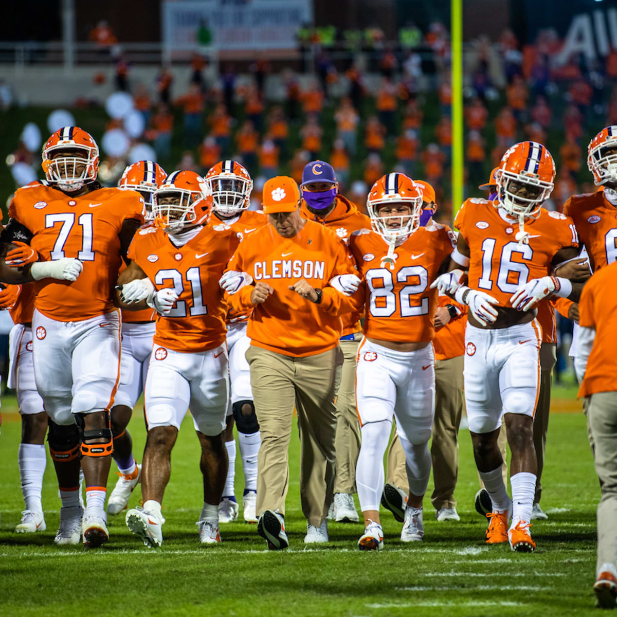 Matching up: Stars decide the show with Clemson and Miami