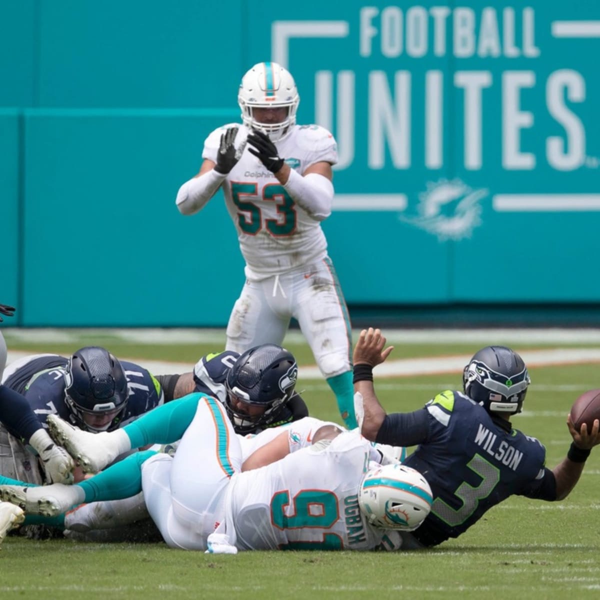 Miami Dolphins Notebook: Dieter Back, the Hall and Zach, Pro Bowl Voting,  More - Sports Illustrated Miami Dolphins News, Analysis and More