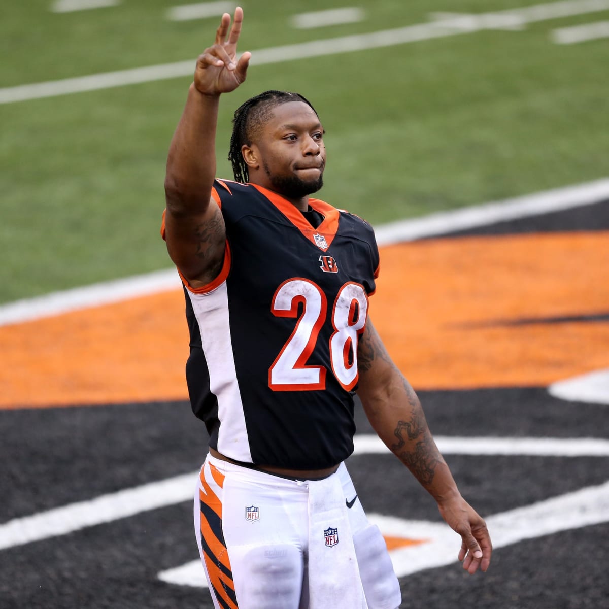 Cincinnati Bengals running back Joe Mixon Earns Week 1 Award, Named Ground  Player of the Week - Sports Illustrated Cincinnati Bengals News, Analysis  and More