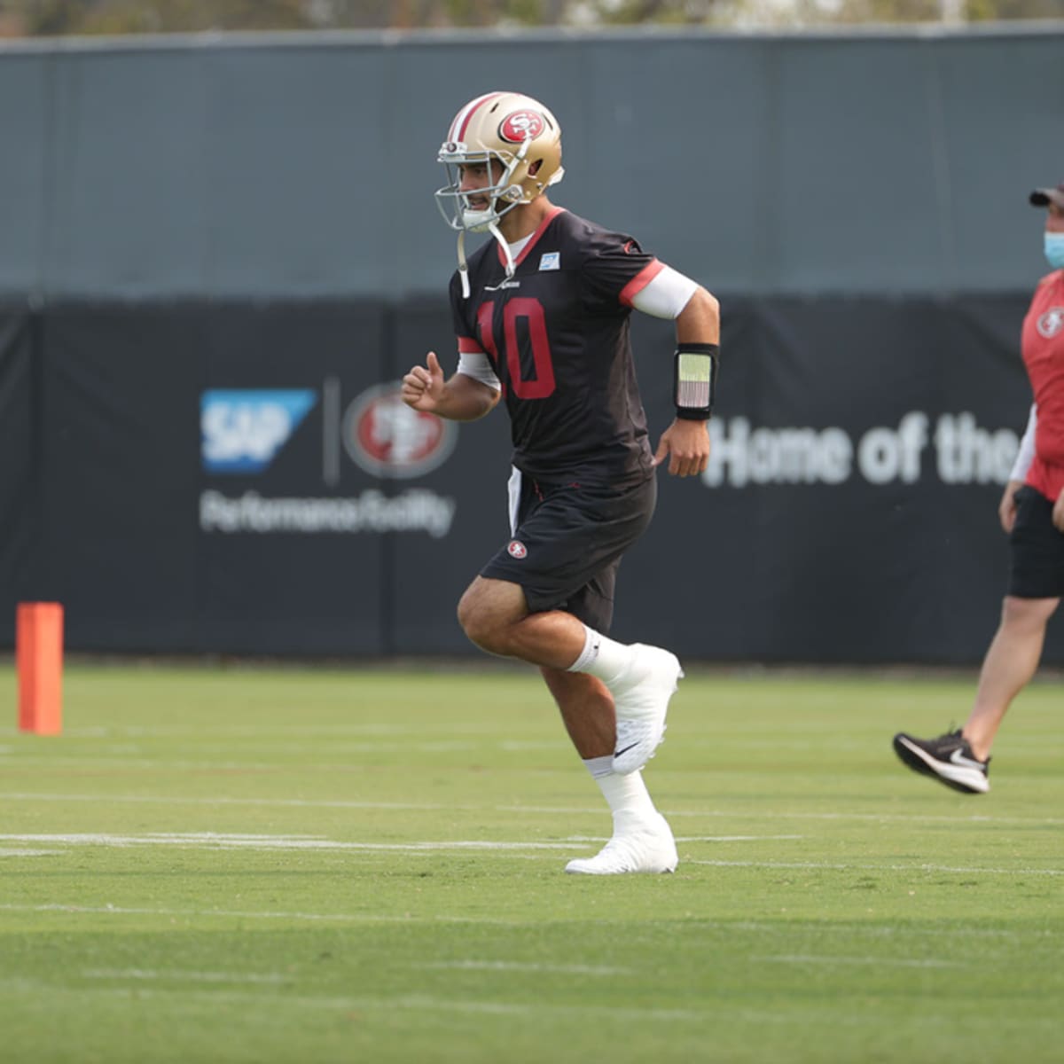 Dolphins' Mostert says he didn't throw shade at 49ers, Garoppolo