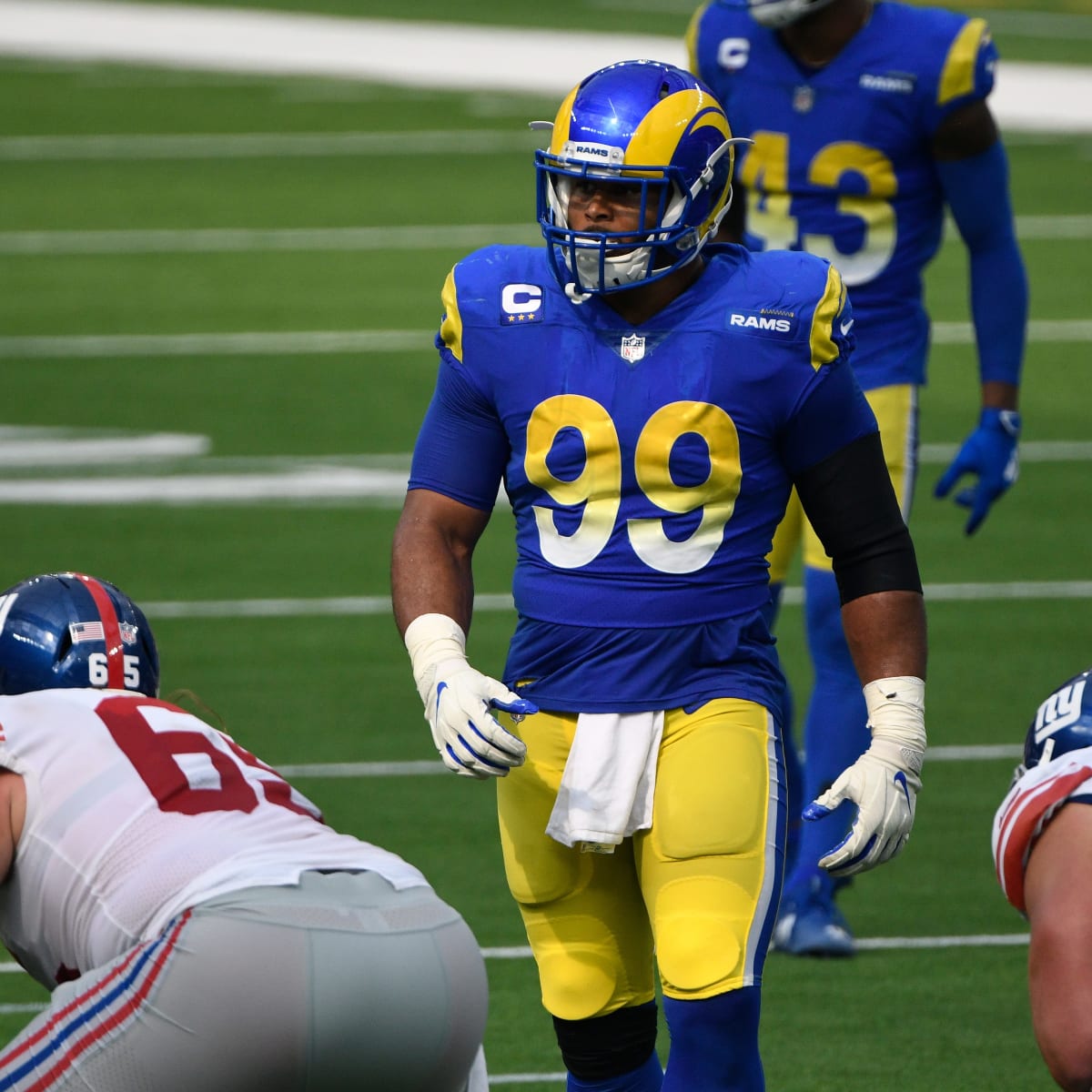 Los Angeles Rams vs. San Francisco 49ers Notebook: Nacua Shines Again,  Defense Can't Keep Up - Sports Illustrated LA Rams News, Analysis and More