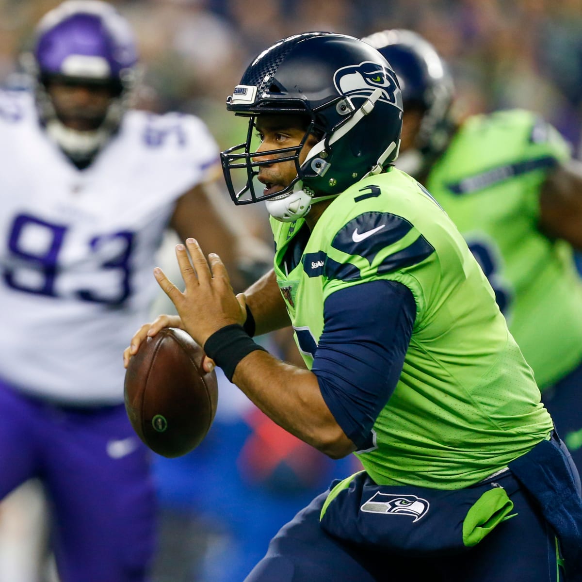 Seahawks smother Jones, win handily