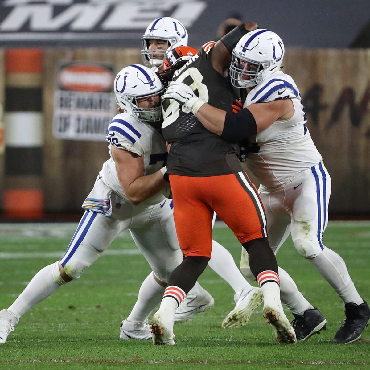 Colts News: Indy Offensive Line Earn Top 10 PFF Grade in Week 1 - Sports  Illustrated Indianapolis Colts News, Analysis and More