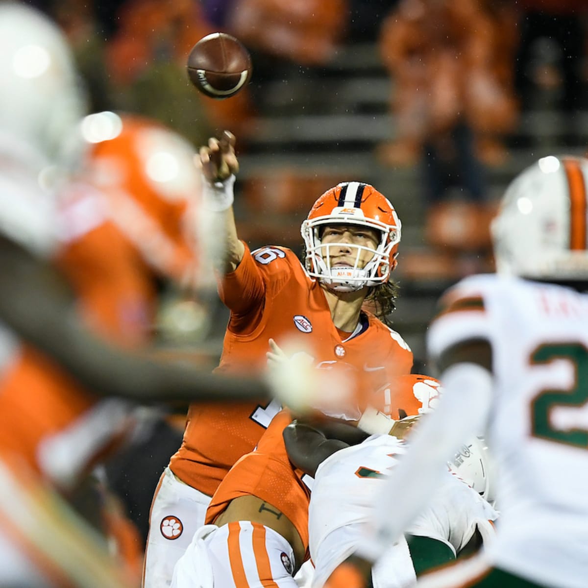 Clemson duo of QB Lawrence, RB Etienne in line for Heisman