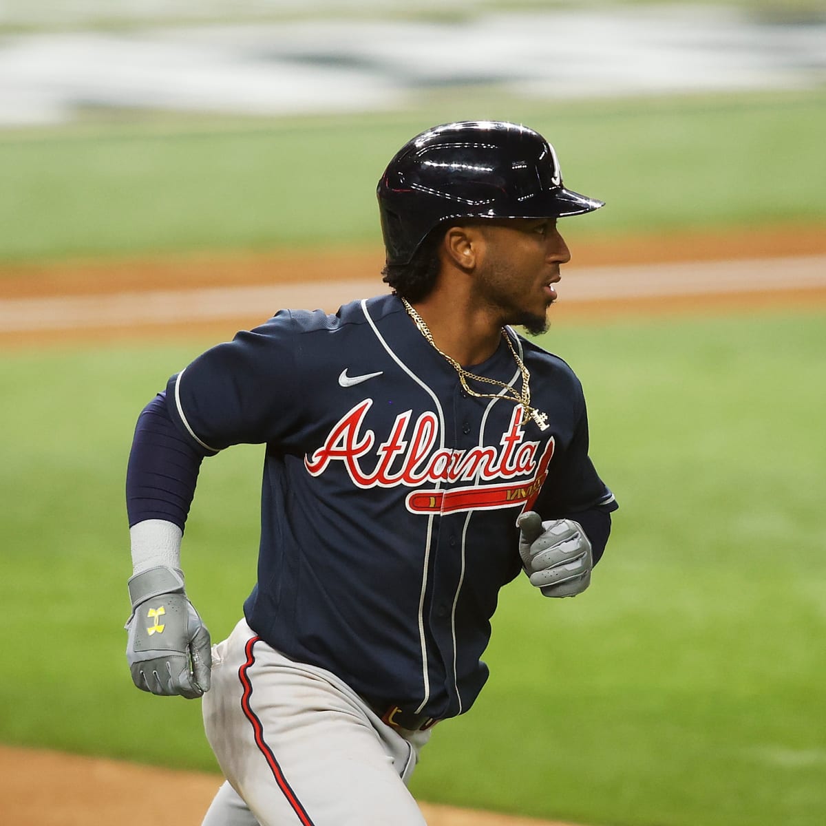 Ozzie Albies's big night propels Braves to victory - Ozzie Albies