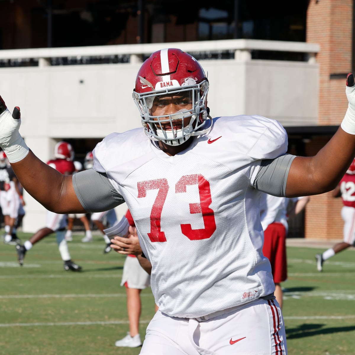 Alabama OT Evan Neal, projected No. 1 pick, declares for 2022 NFL Draft
